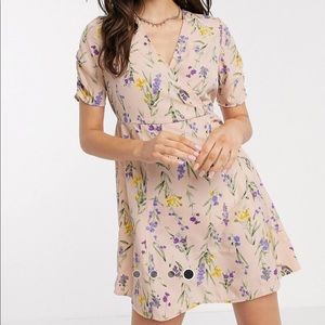 Vero Moda Mock Wrap V-neck mini floral dress